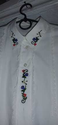 Женская блуза с вышивкой, р-р 48-50