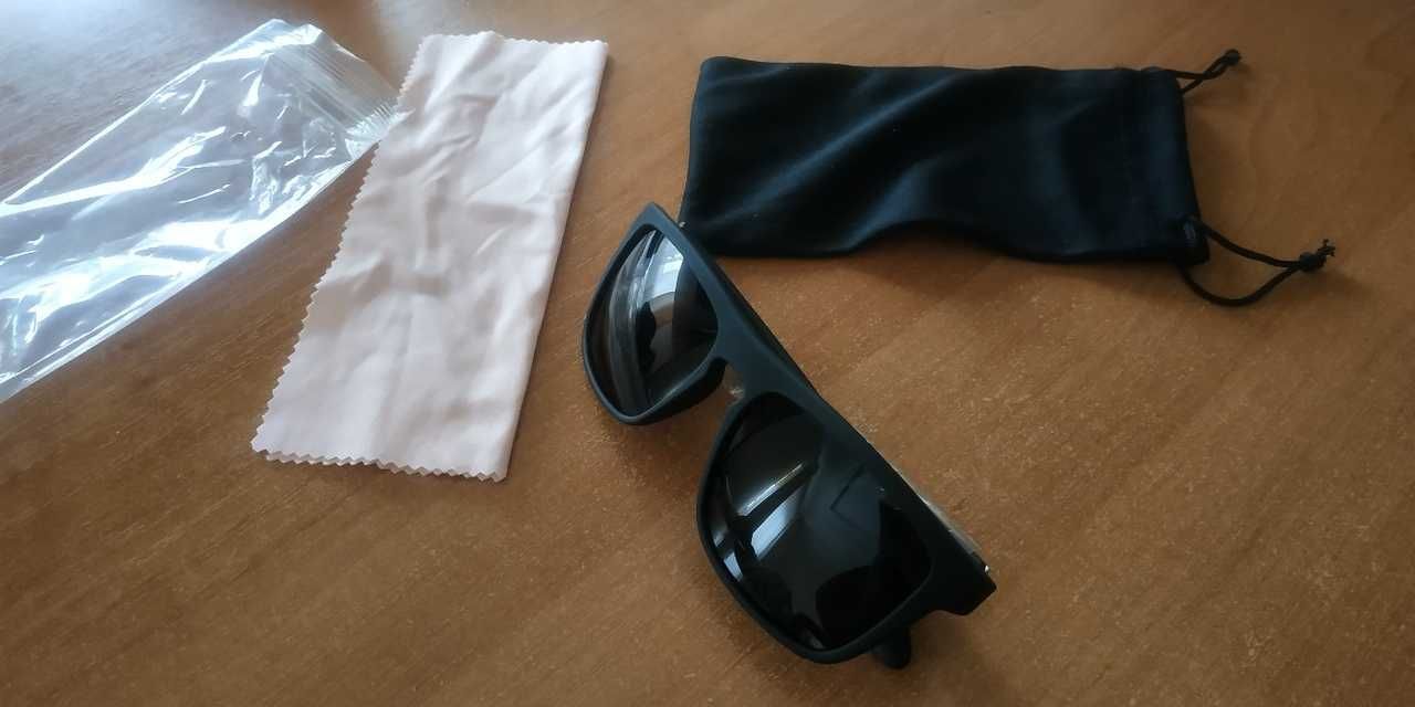 Мужские солнце защитные очкиPolarized