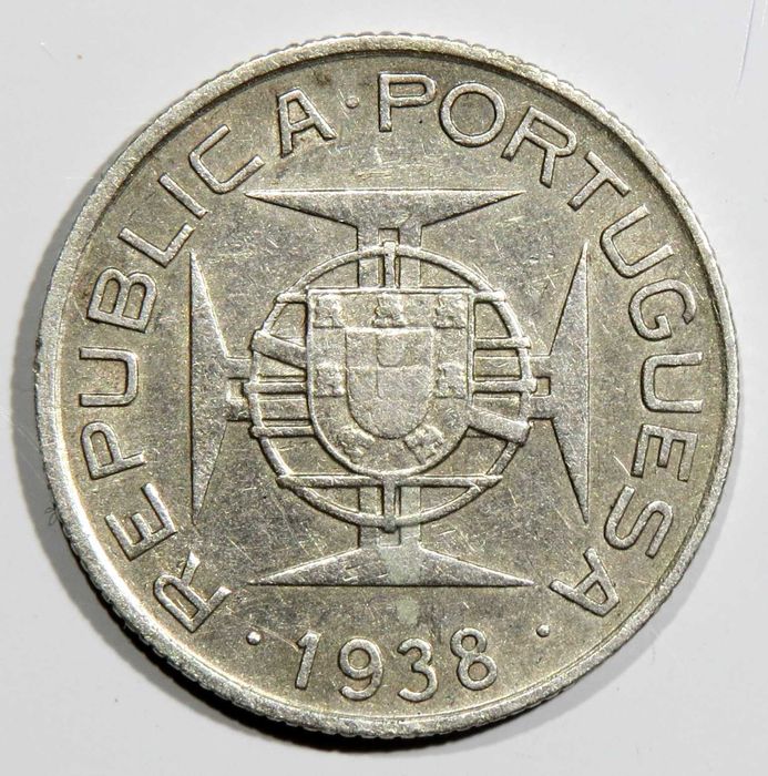 Moçambique Portugues - 2$50 1938 (Prata) MBC+ Escassa.