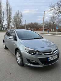 Продам авто Opel Astra 2015