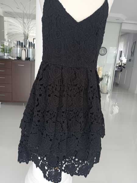 H&M sukienka koronkowa  elegancka