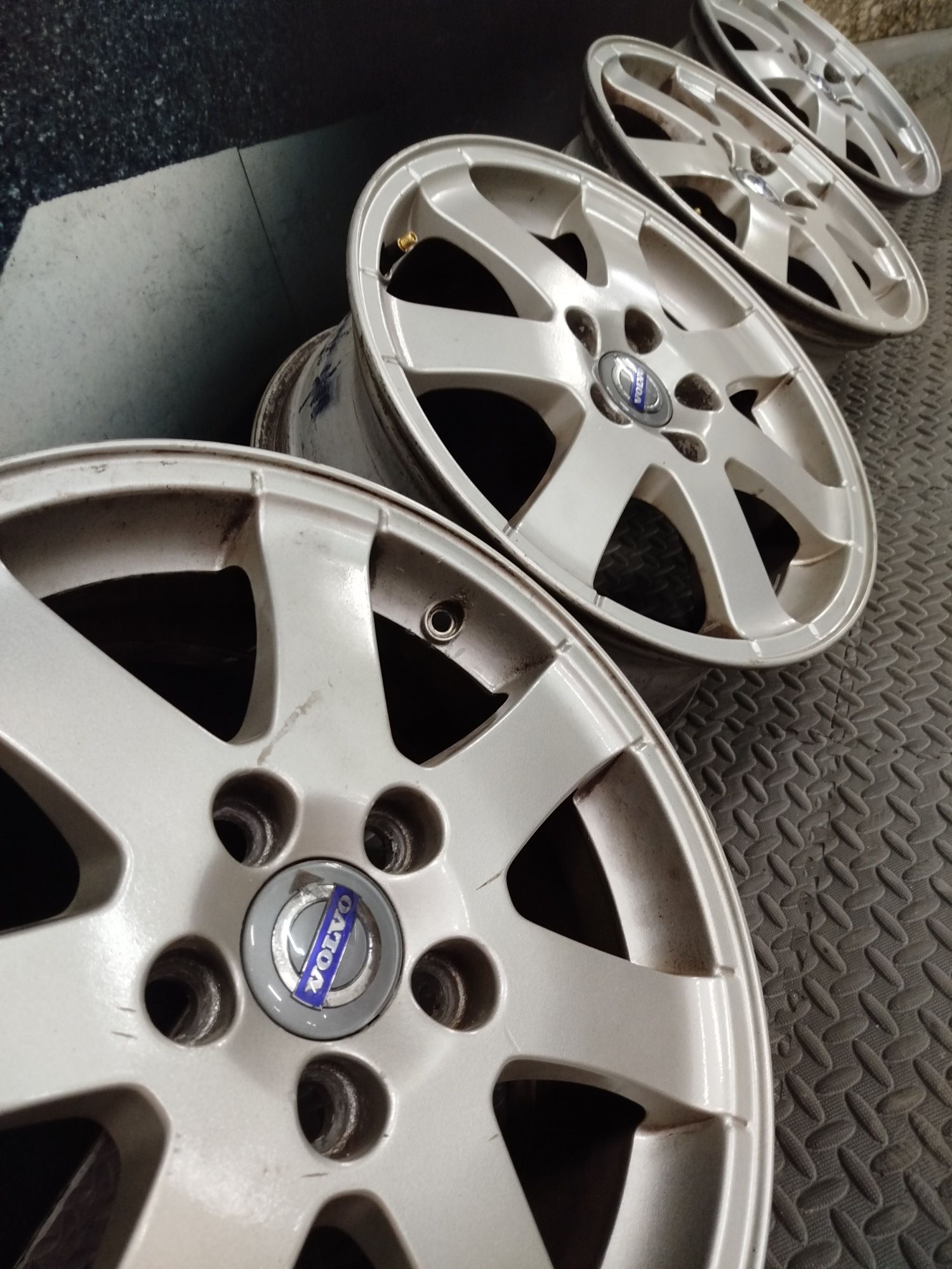 Jantes 16 Volvo originais 5/108