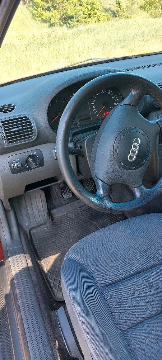 Audi A3 A 3 1.6 benzyna 1998