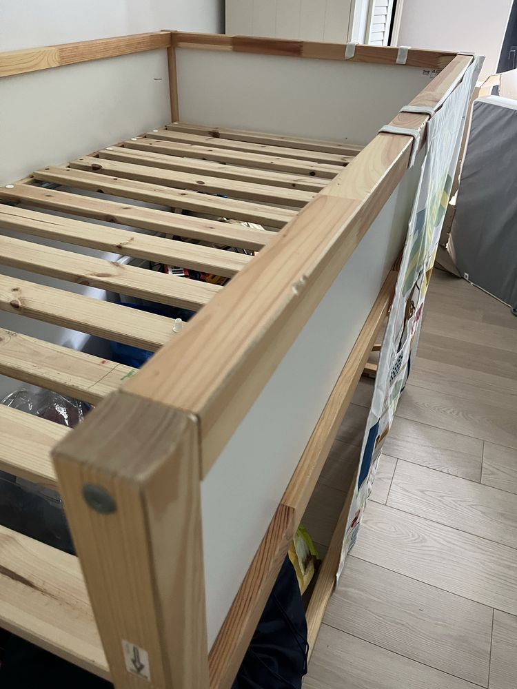 Łóżko dzieciece piętrowe IKEA Kura drewniane