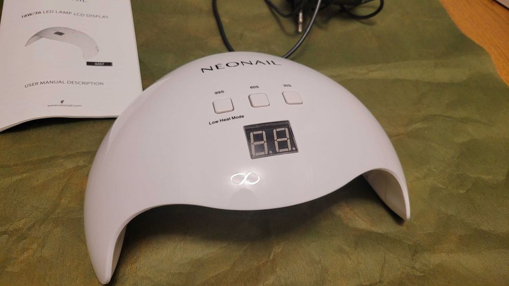 Neonail LED 18 / 36 W – stan idealny, użyta tylko kilka razy