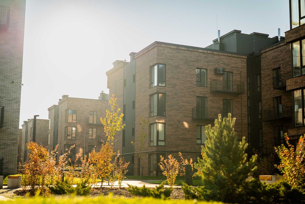 2к квартира з кухнею-студіо