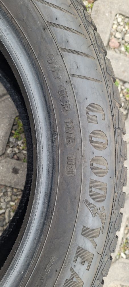215/55r17 94V Goodyear Vector 4Seasons gen-2z 2021r ładna!