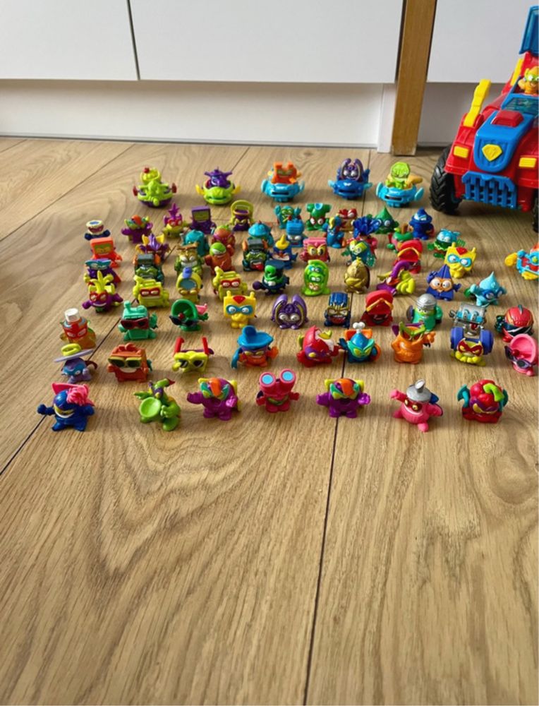 Super zings samochody stacja zegarek