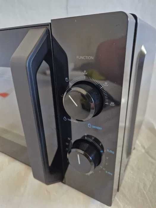 Mikrofala Toshiba MW2-MM20P(BK)