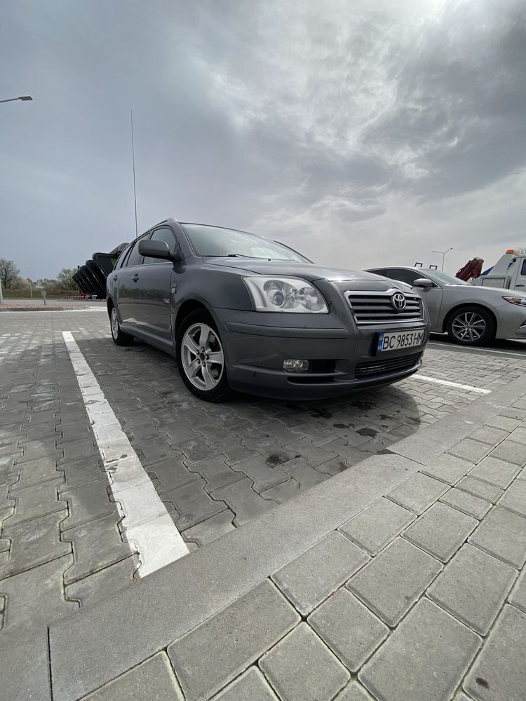 Прожаж Toyota avensis T25 2.0 D-4D 2004року