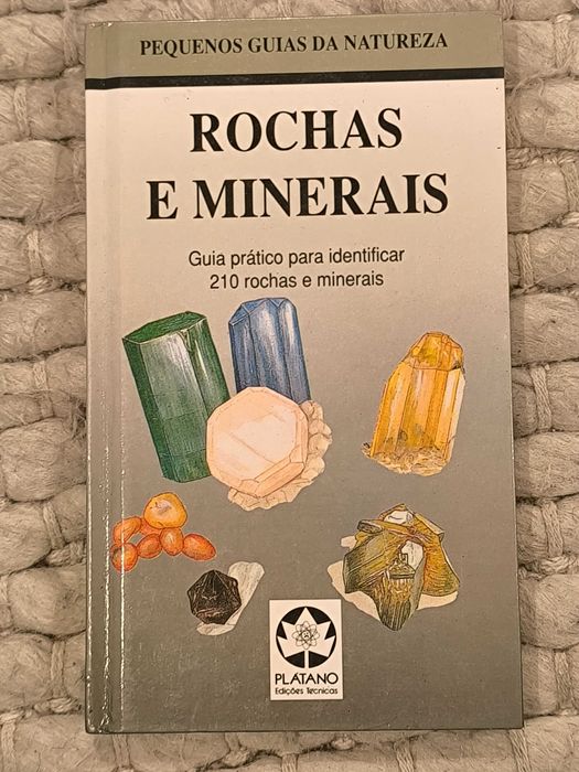 Rochas e Minerais
Guia Prático para Identificar 210 Rochas Minerais