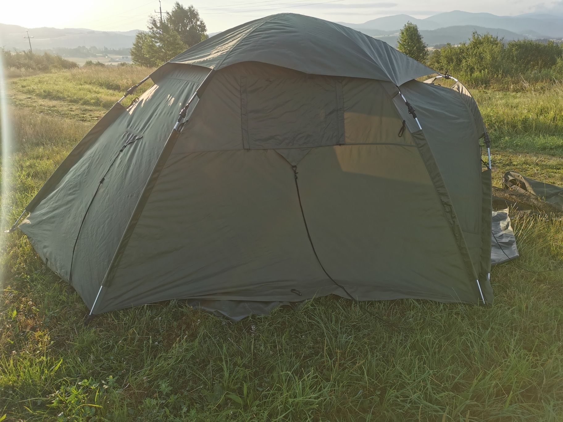 Namiot karpiowy Fox Easy Dome + stanowisko wędkarskie Fox