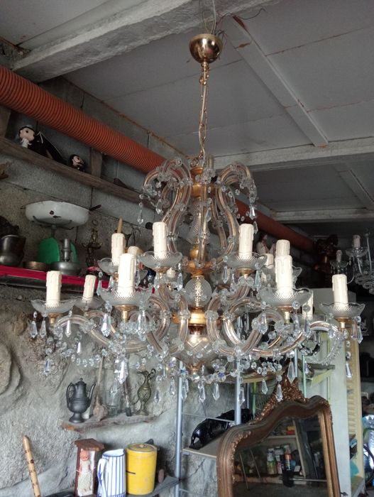 Candeeiros antigos grandes