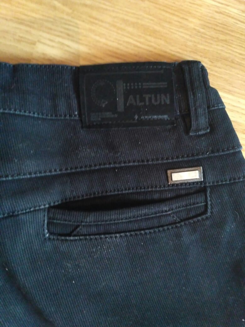 Теплые джинсы, Altun, вельвет,на флисе, с ремнем на рост от 152 и выше
