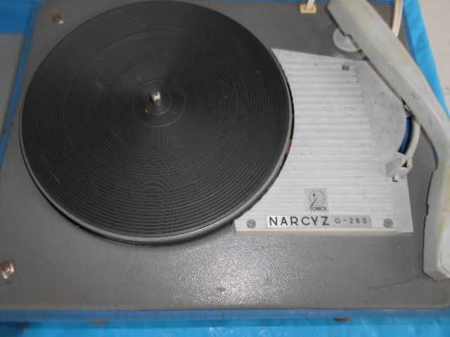 Zabytkowy gramofon '' Narcyz " G - 260 dla kolekcjonerów