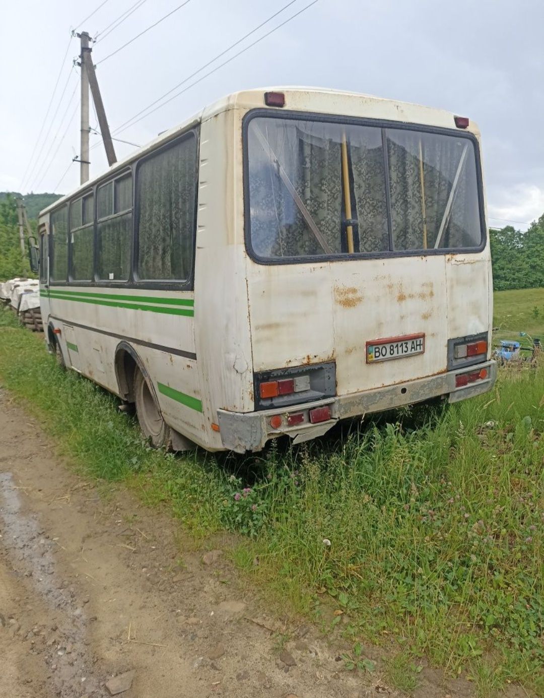 Паз з двигуном і КПП Ом 364 в гарному стані на ходу готовий до роботи