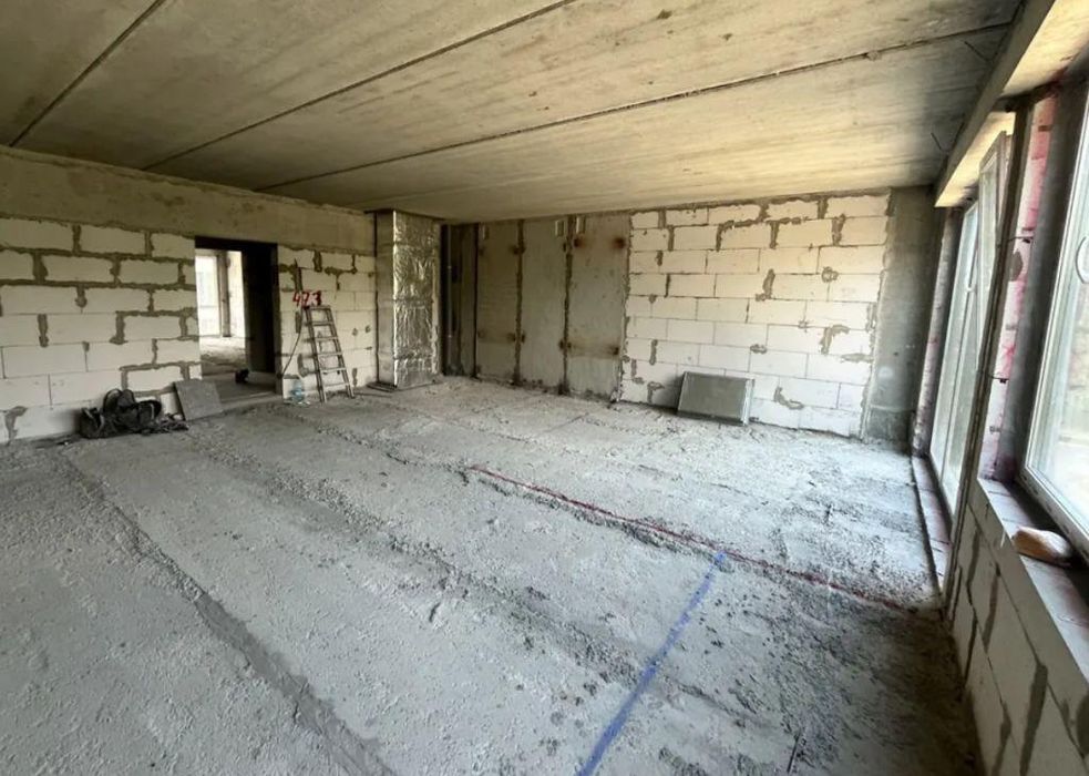 Продам 2-комн квартиру в районе Холодильная ул.