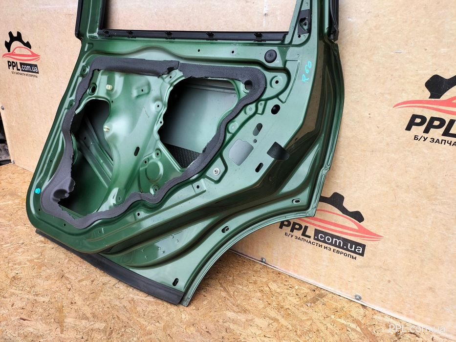 Mini Countryman R60 2010-2016 задняя правая дверь