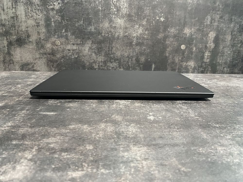 Lenovo ThinkPad X1 Carbon 8 Gen i5-10310u 16RAM 256SSD FHD 14” IPS