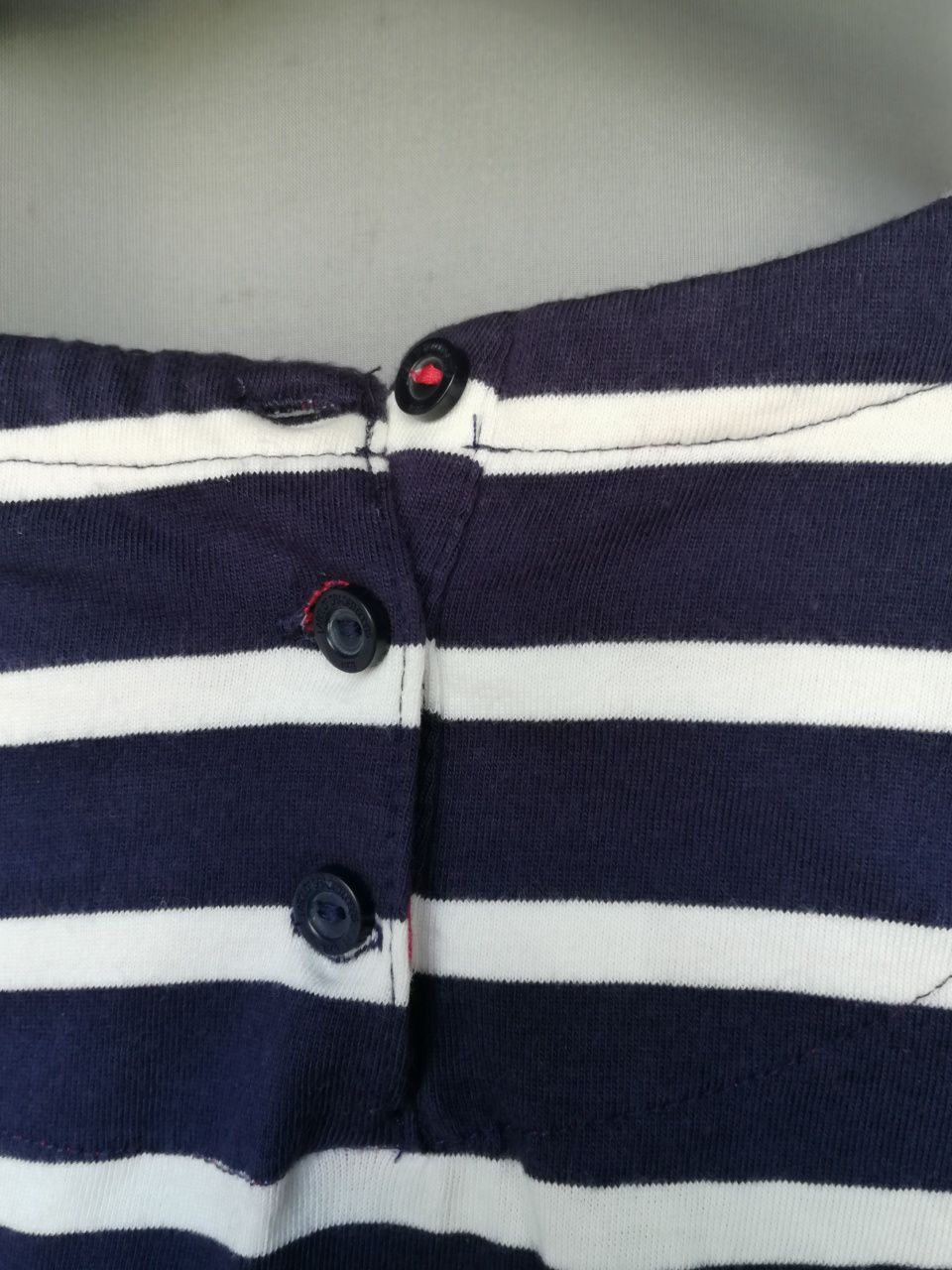 Vestido estilo marinheiro às riscas azuis e brancas - ENVIO GRÁTIS