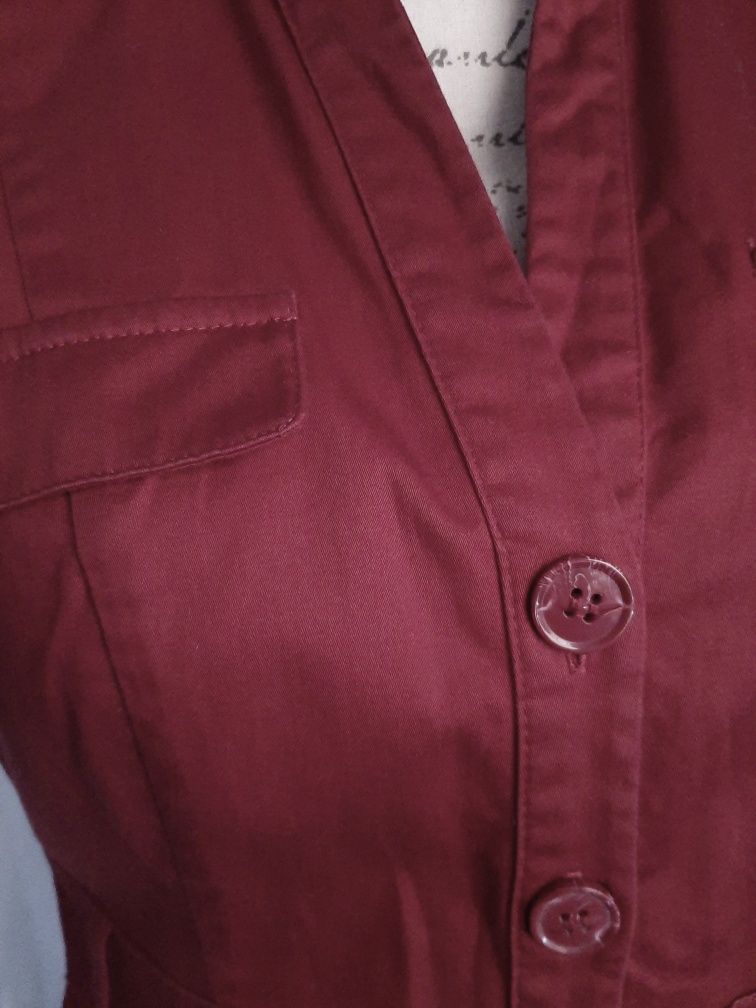 Sukienka H&M czerwona, bawełna satynowa, rozm. 38, z kieszeniami