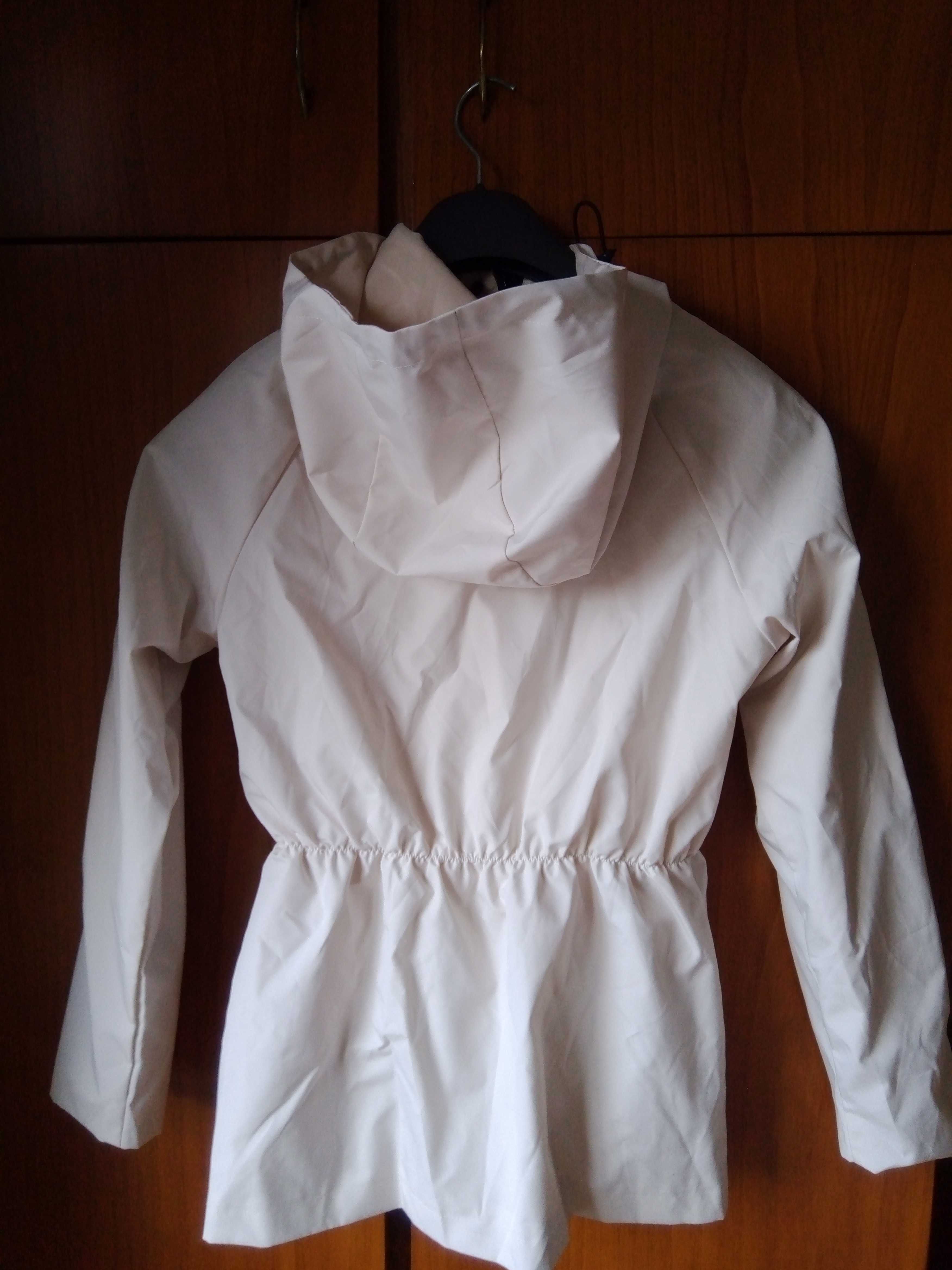 Parka branca como nova