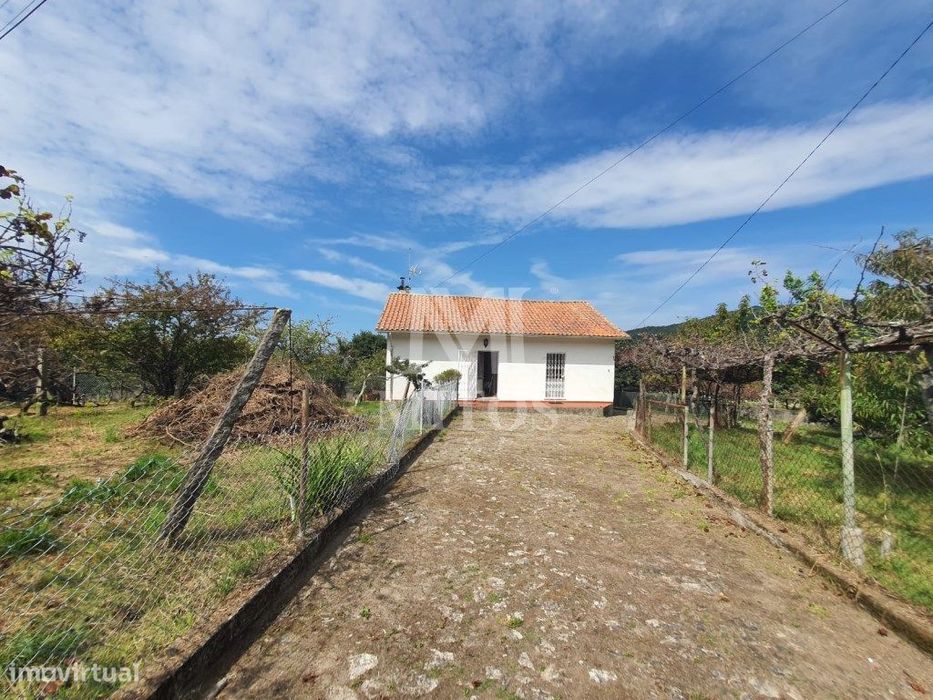 Moradia T2 para venda em Afife