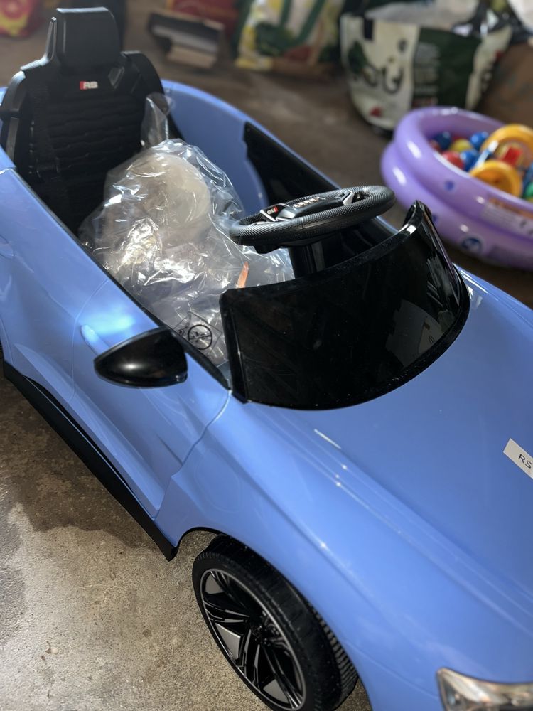 Carro eletrico , audi