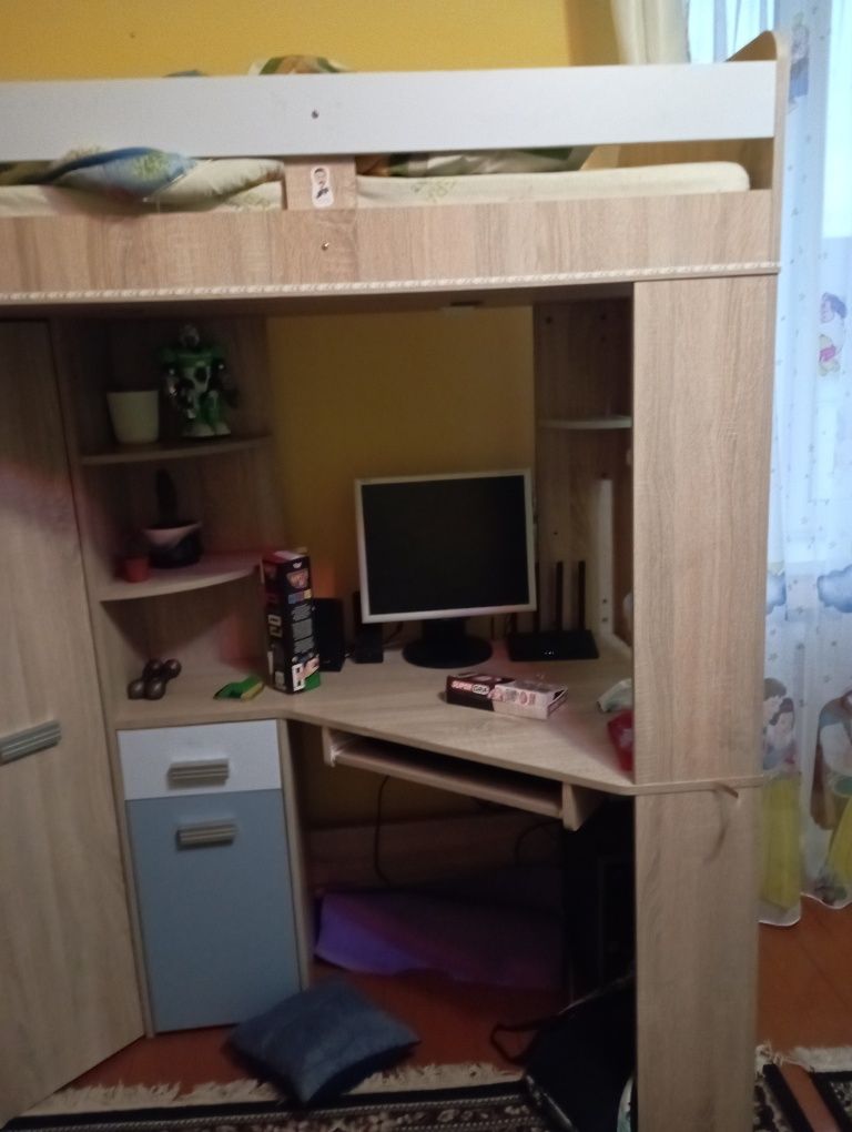 Продам ціна договірна