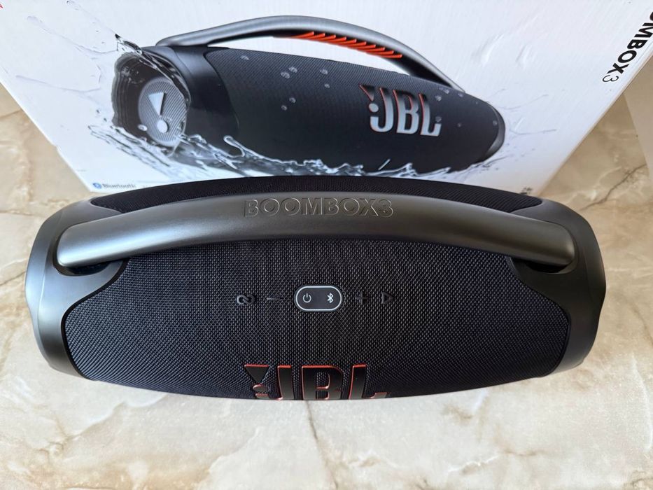 Колонка JBL Boombox 3