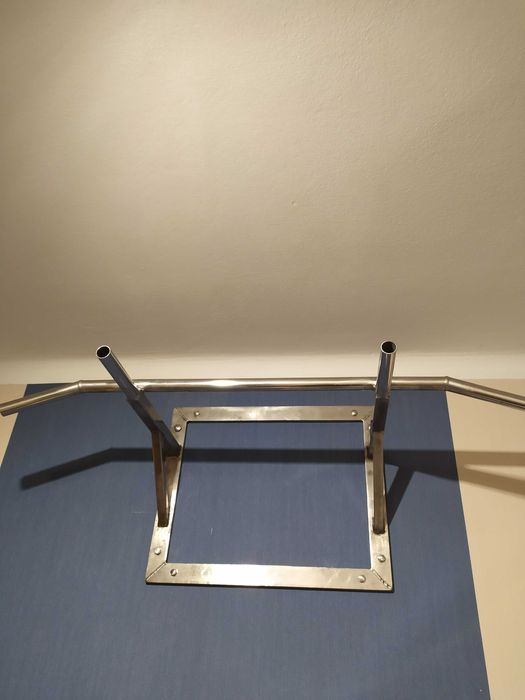 Drążek treningowy do ćwiczeń nierdzewny na ścianę