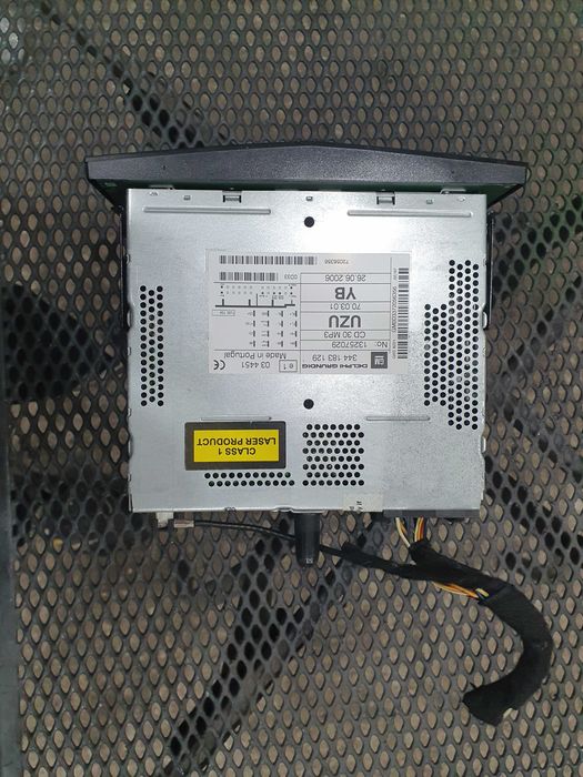 Radio Opel CD30 MP3 piano black sprawne