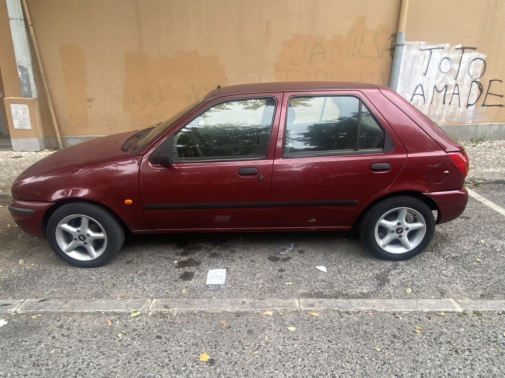 Mazda 121 para venda