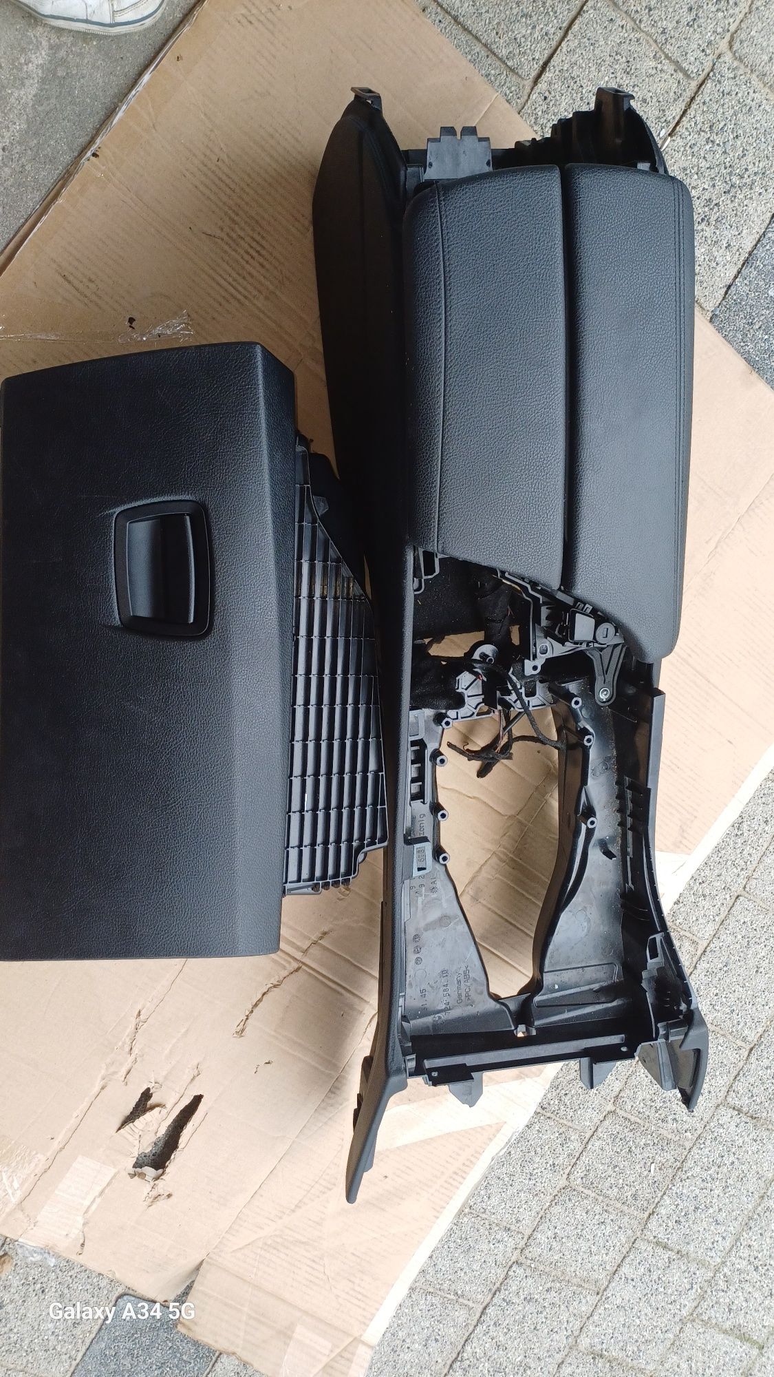 Schowek czarny konsoli bmw f10 f11