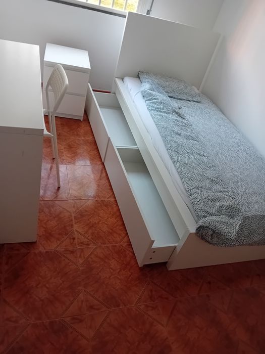 Quarto para arrendar