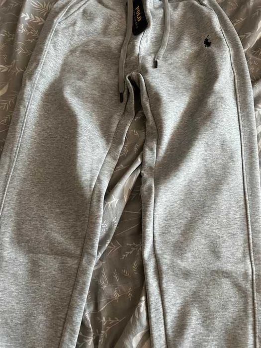 Szary dres Ralph Lauren