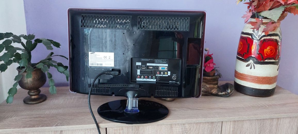 Telewizor Samsung HD 22 cale