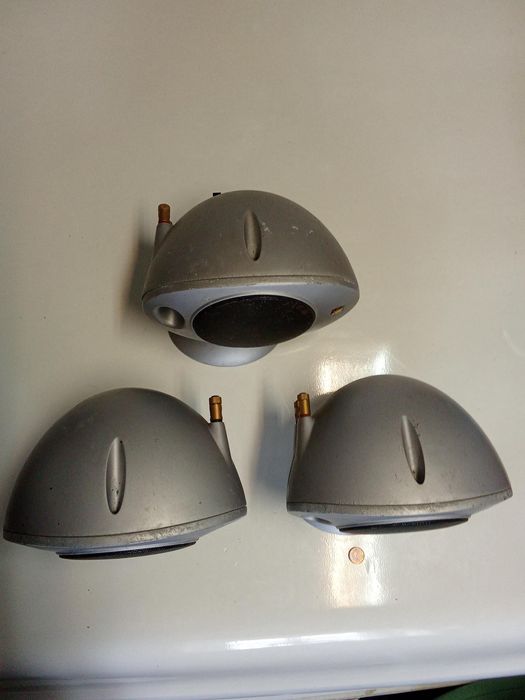 Conjunto de 3 Colunas Kef HTS2001