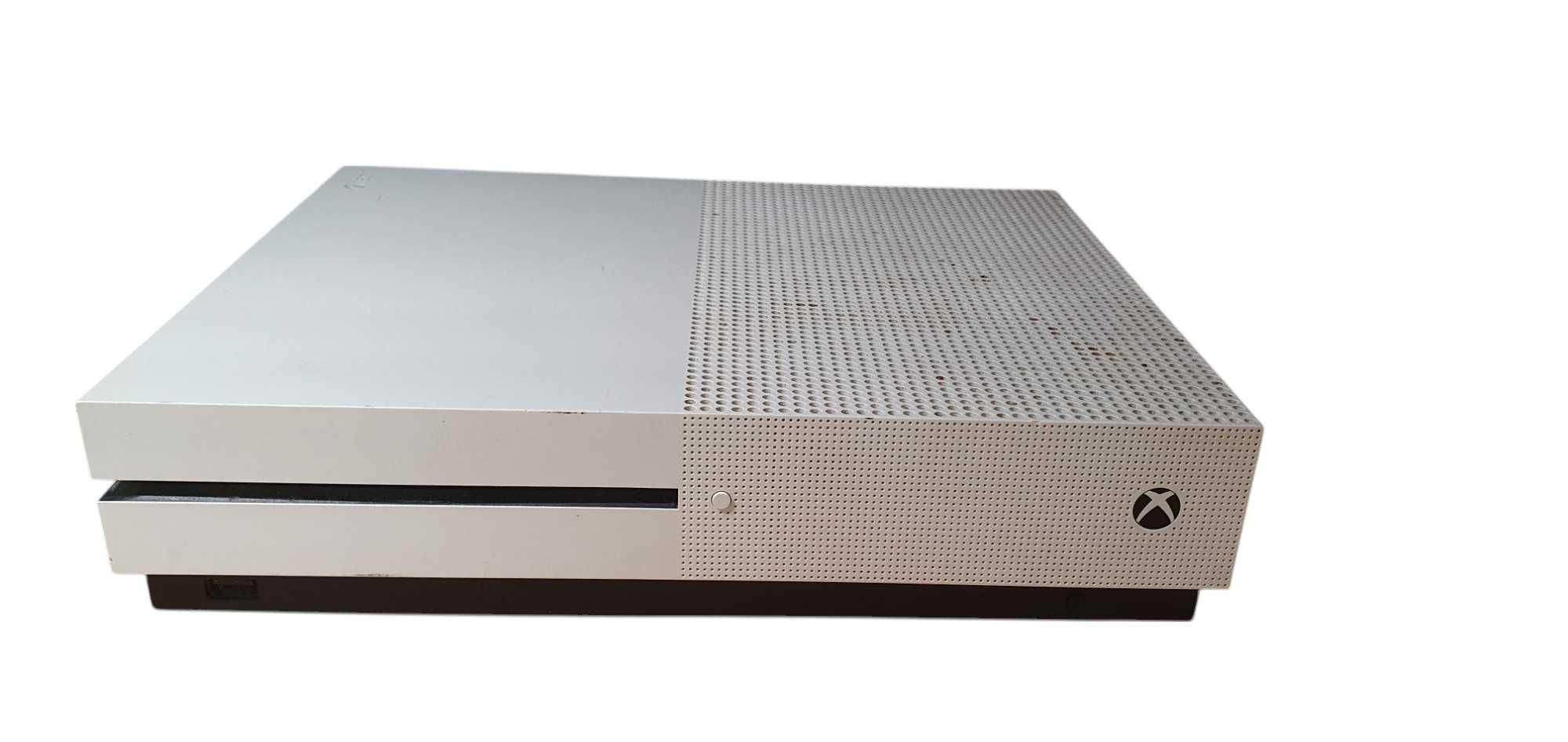 Xbox One S 1TB + pad + GTA V + Cyberpunk 2077 + zasilacz + hdmi