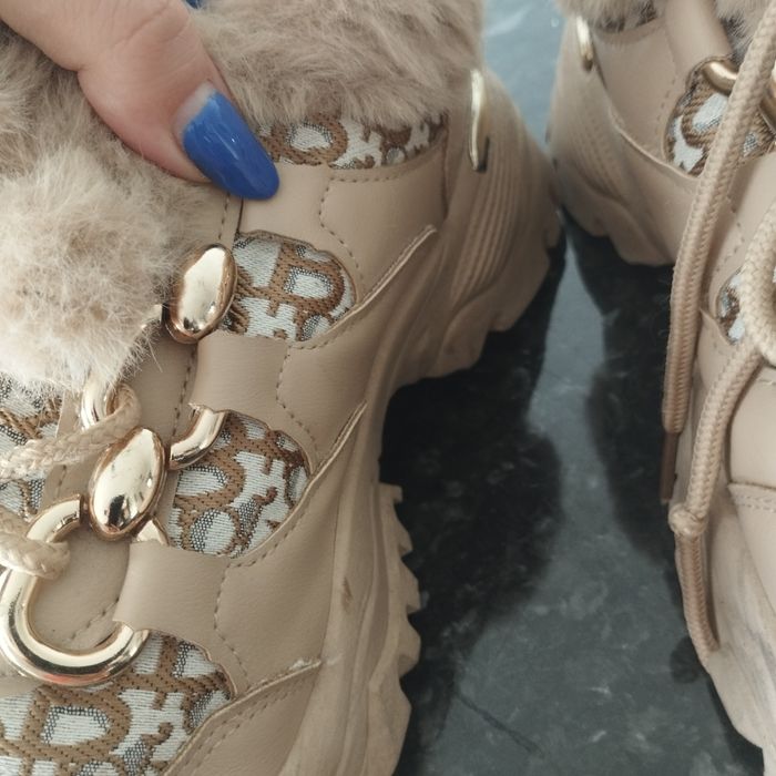 Buty adidasy rozmiar 40 wysyłka 1zl