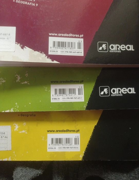 3 Livros de exercícios de Matemática, Português e Ciências Naturais