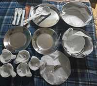 Новий набір посуди(миски,чашки,вилки,ложки та інше).Торг.