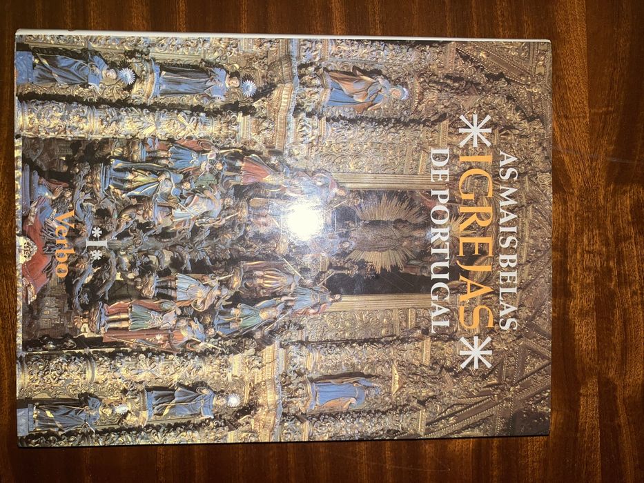 Livro “As mais belas igrejas de Portugal”
