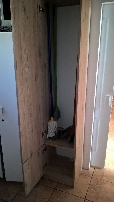 szafka regał słupek na mopy buty / ubrania