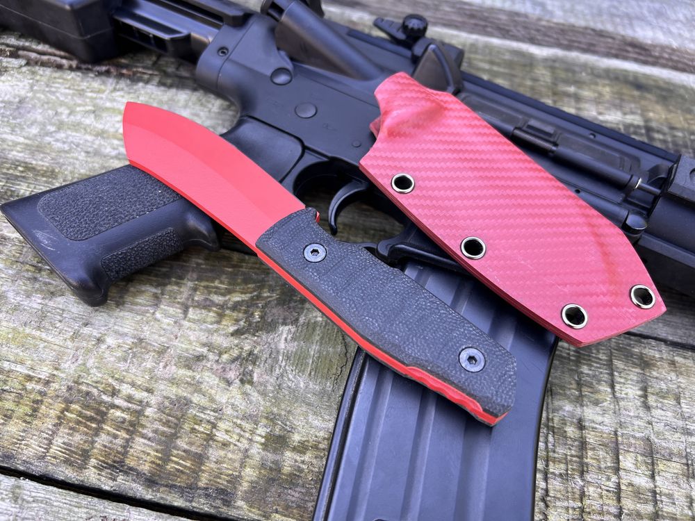 Nóż survivalowy ręcznie robiony