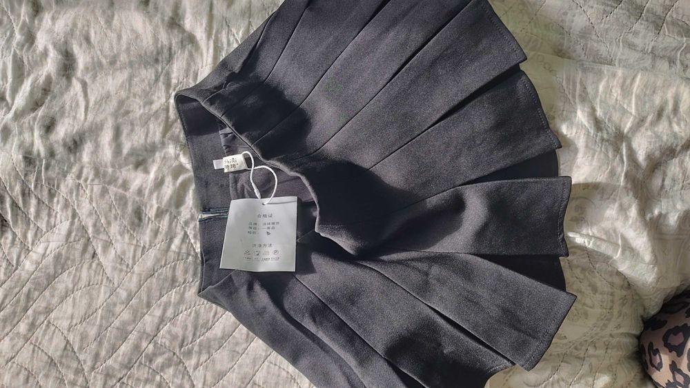 Юбка шорти ,на м