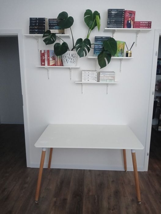 Sprzedam stół skandynawski