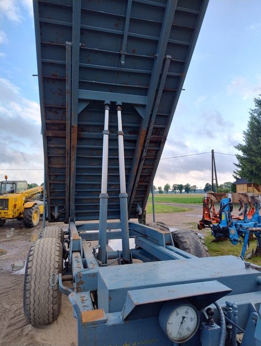 Przyczepa skorupowa Rv 12