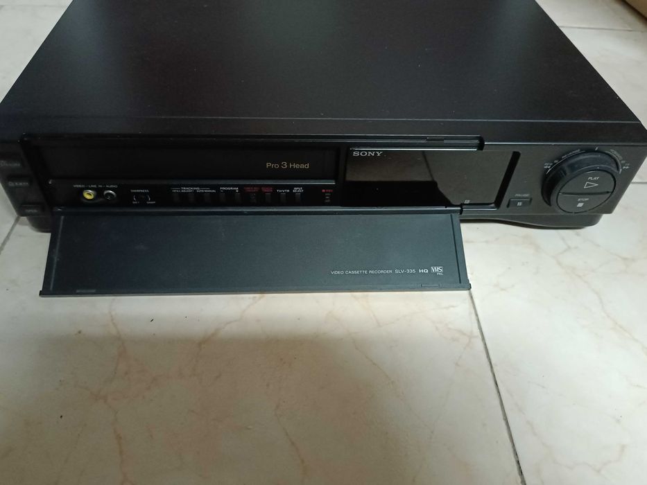 Gravador vídeo VHS Sony modelo SLV 335