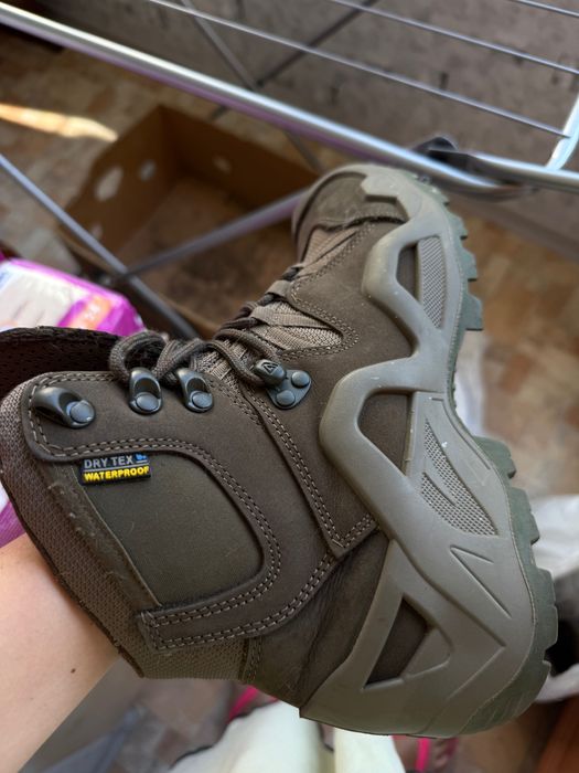 Продам недорого своє військове майно(я в декреті).